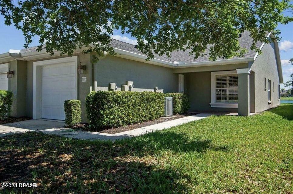 Property Photo: 1663 Areca Palm Drive FL 32128