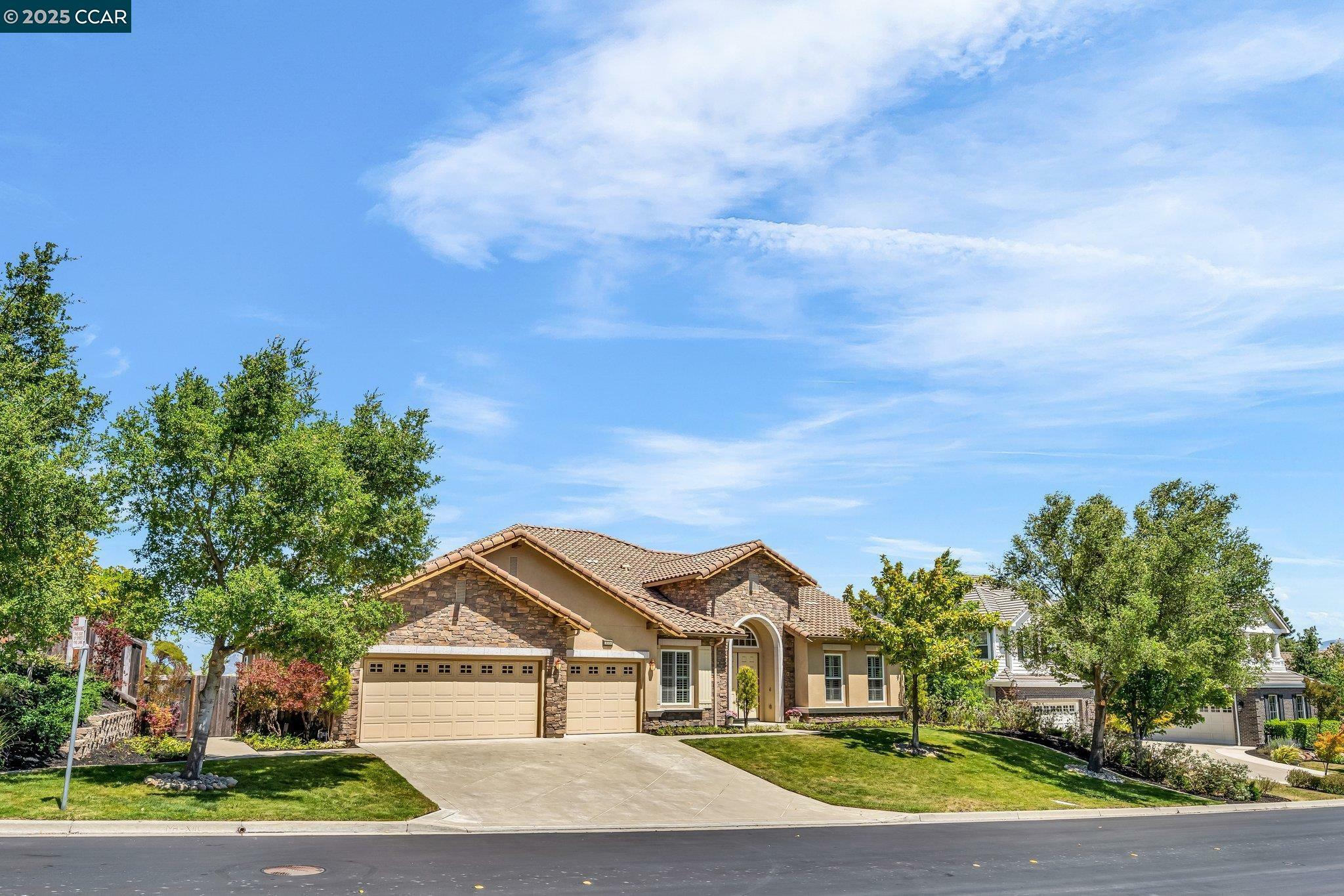 Property Photo:  3322 Ashbourne Cir  CA 94583 