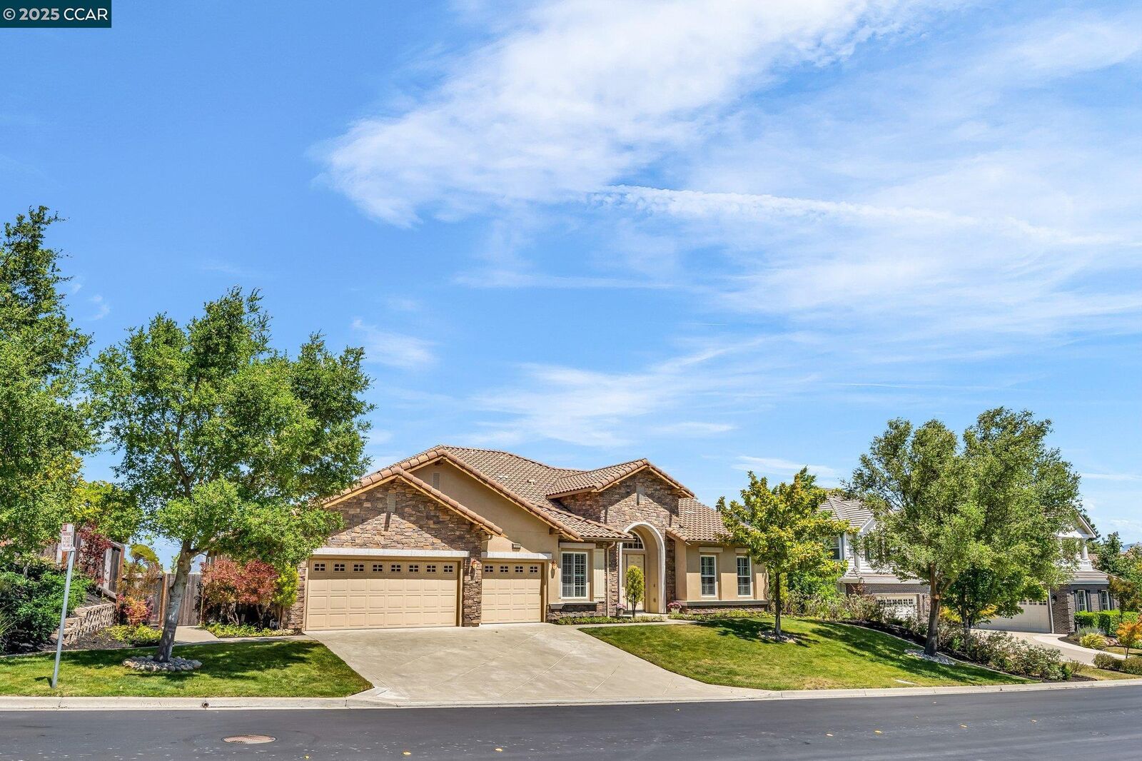 Property Photo: 3322 Ashbourne Cir CA 94583