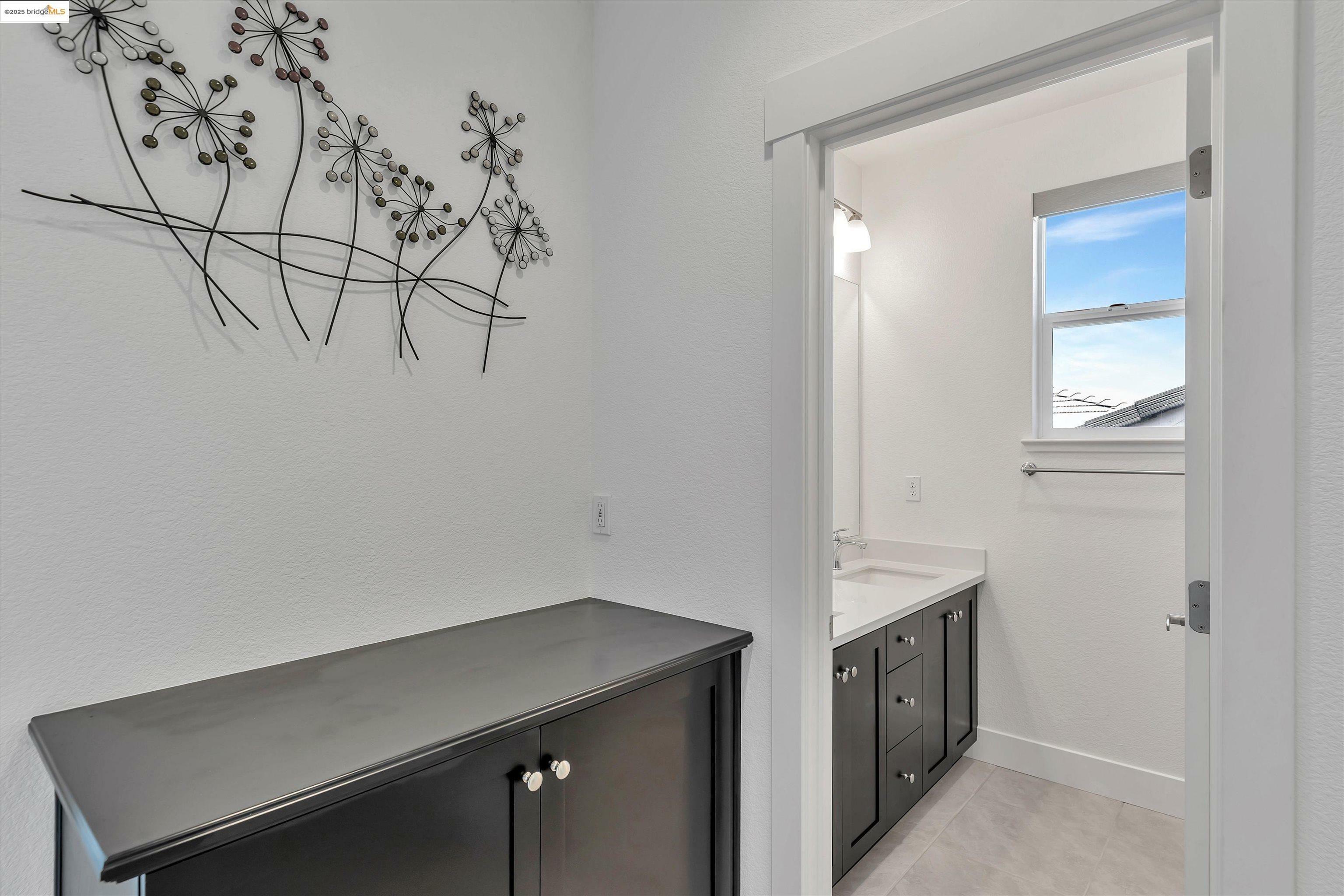 Property Photo:  2281 Garden Farms Ave  CA 95330 