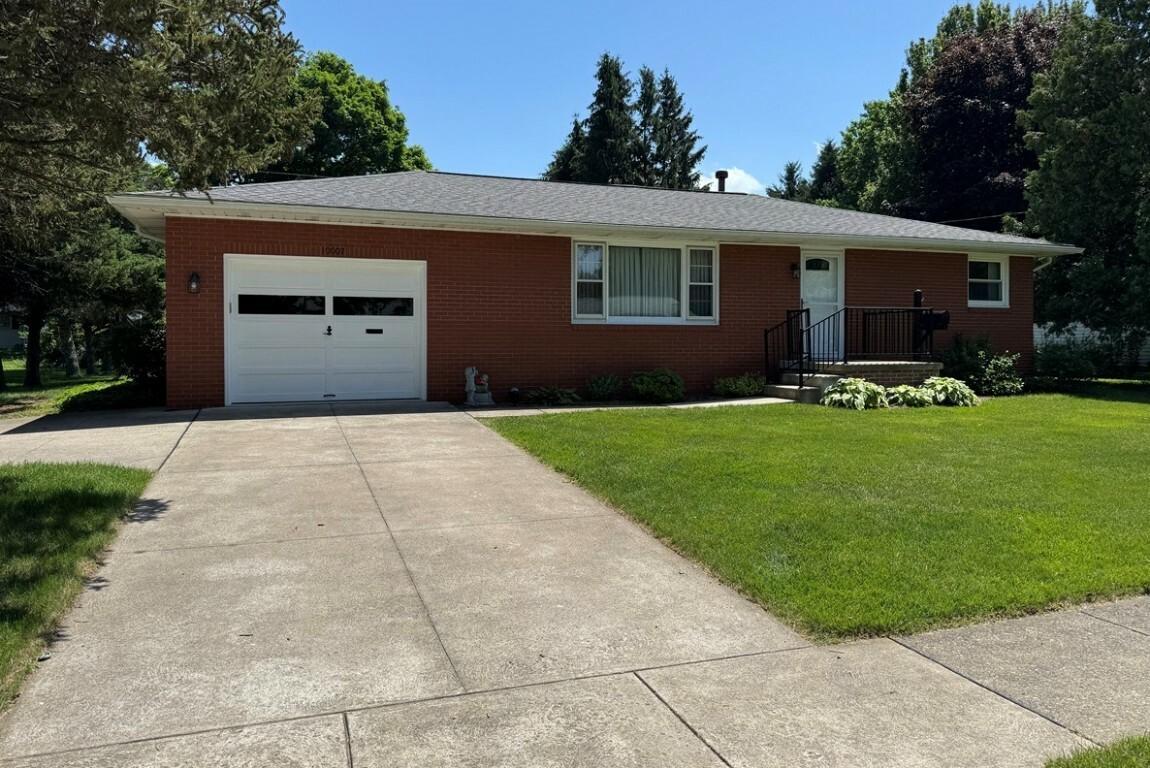 10007 Martin Avenue  Lake City Borough PA 16423 photo
