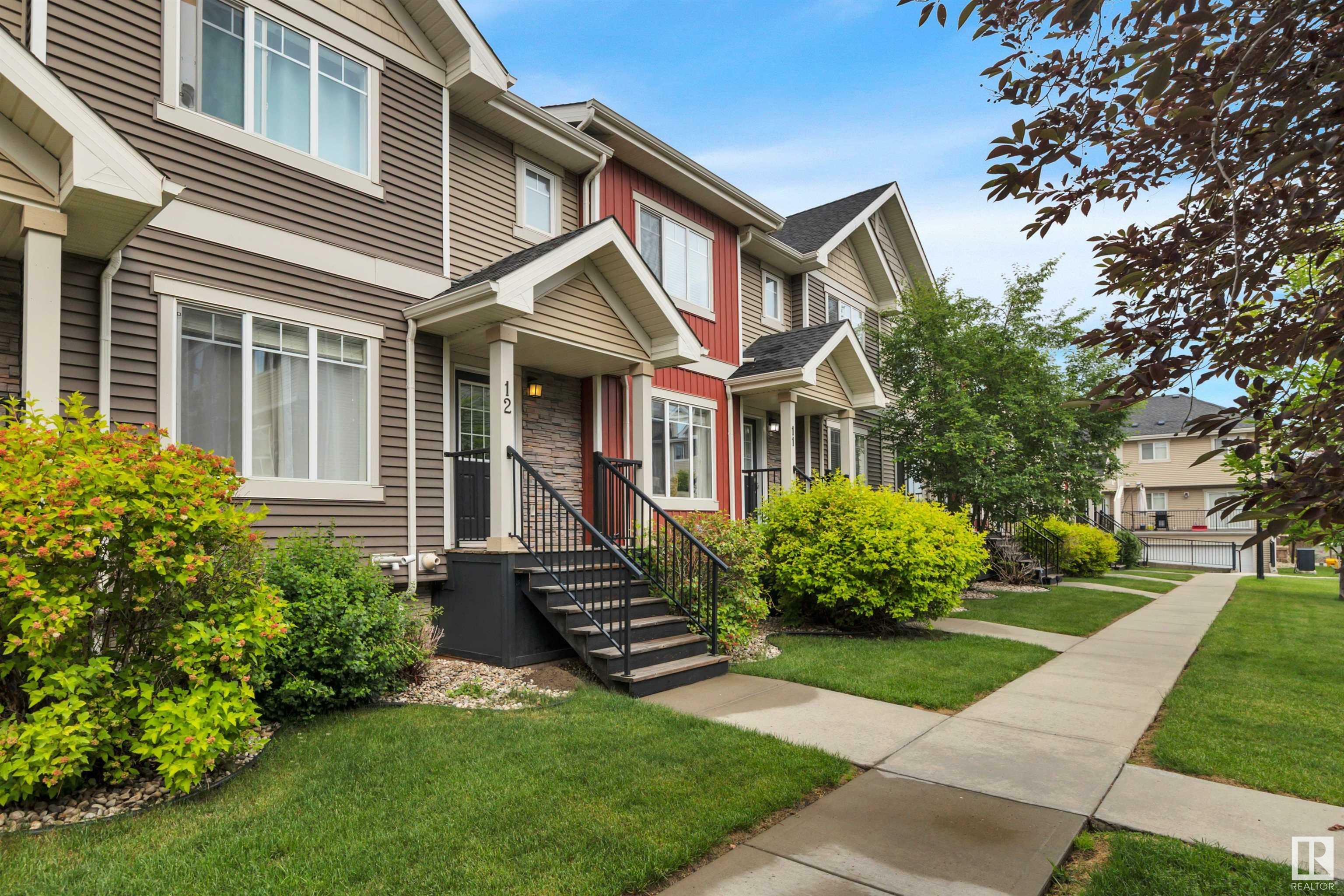Property Photo: 7289 South Terwillegar Drive NW 12 AB T6R 0N5