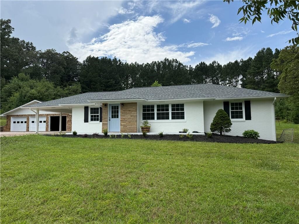 Property Photo:  255 Loving Road  GA 30560 