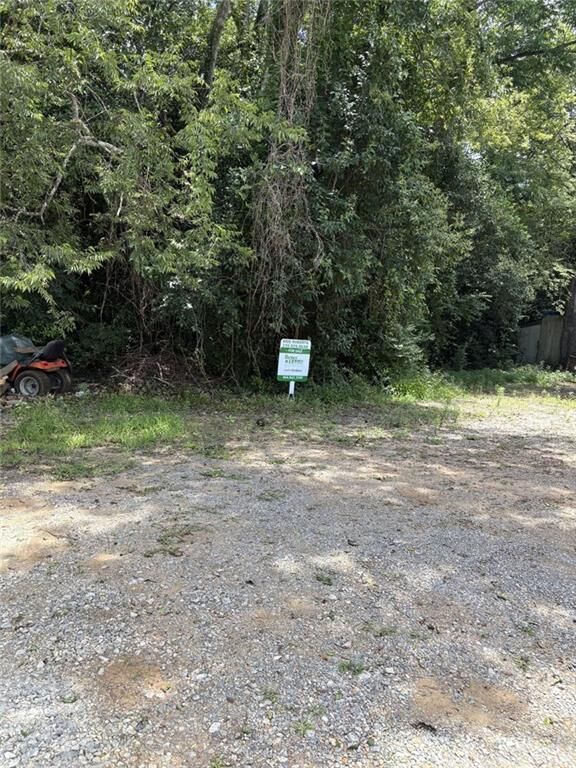 Property Photo: 3896 Log Cabin Drive Drive GA 31204