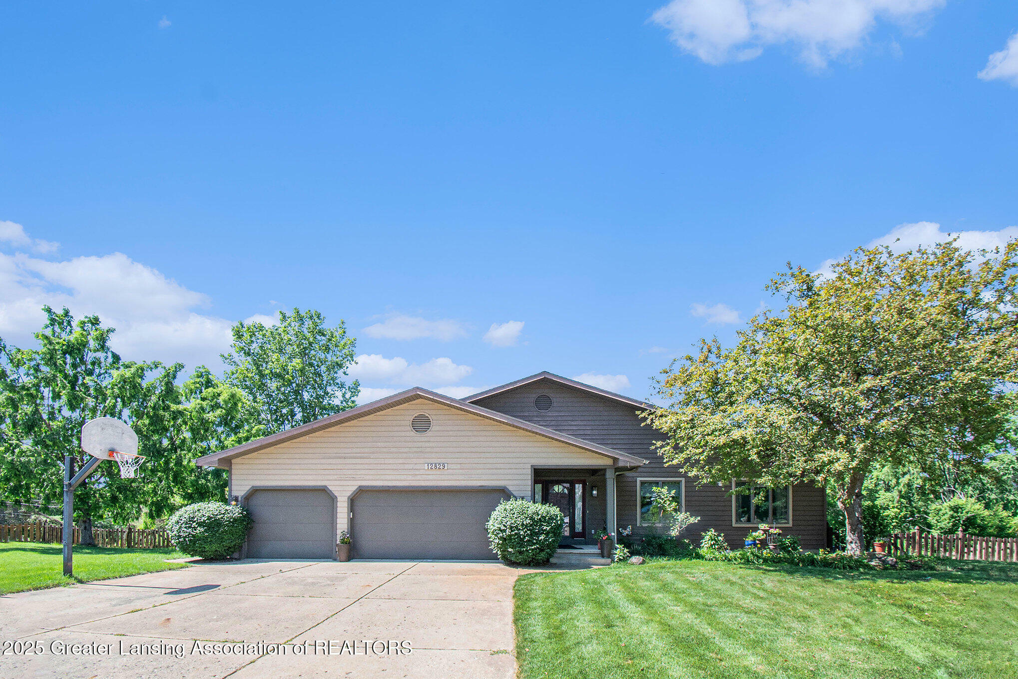 Property Photo: 12829 Silver Ridge Drive MI 48837