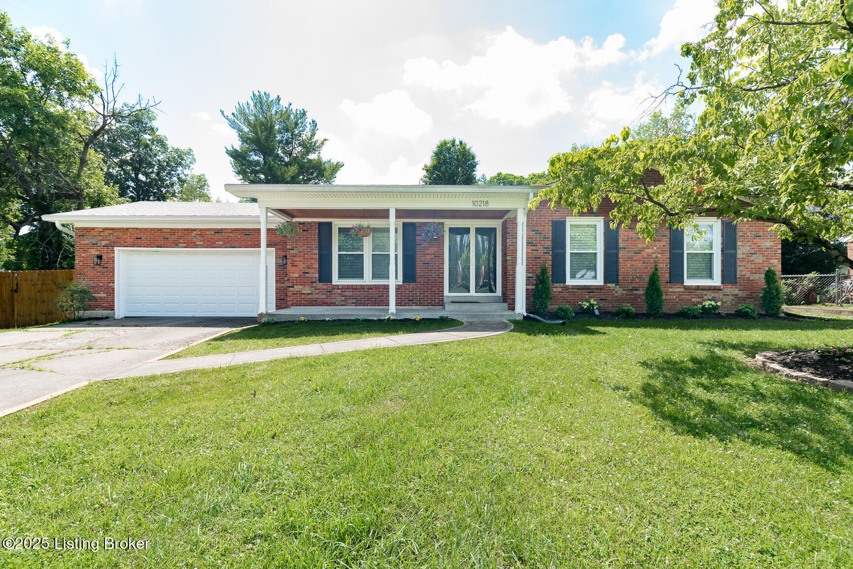 10218 Afton Rd  Louisville KY 40223 photo