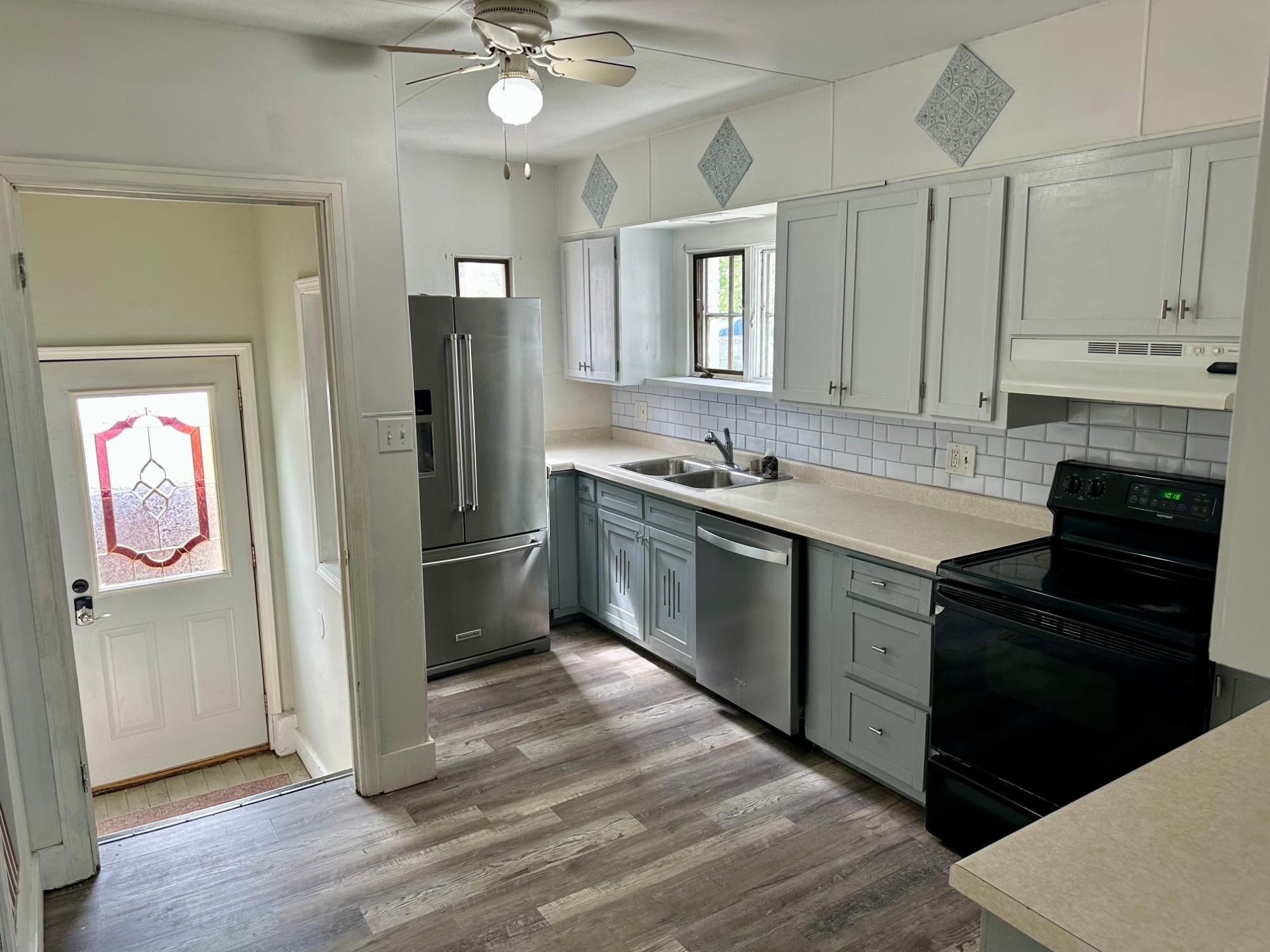 Property Photo:  116 Somo Ave E  WI 54487 