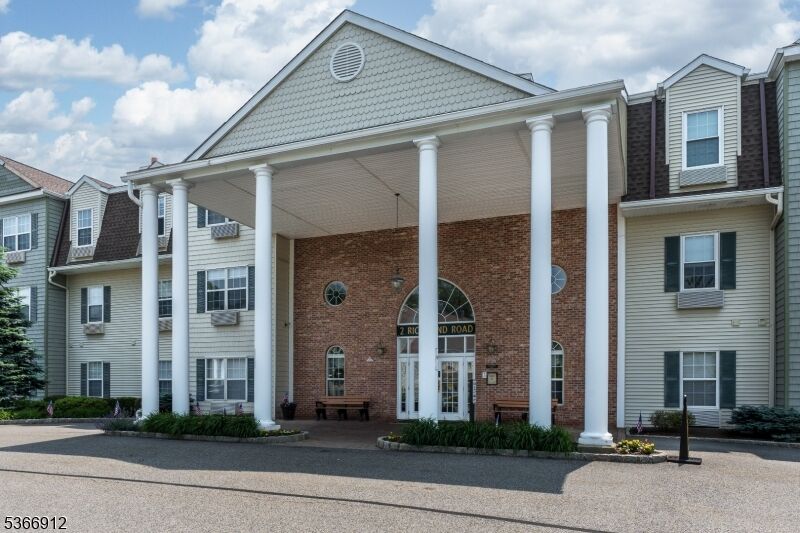 Property Photo:  2 Richmond Road  Suite214  NJ 07480