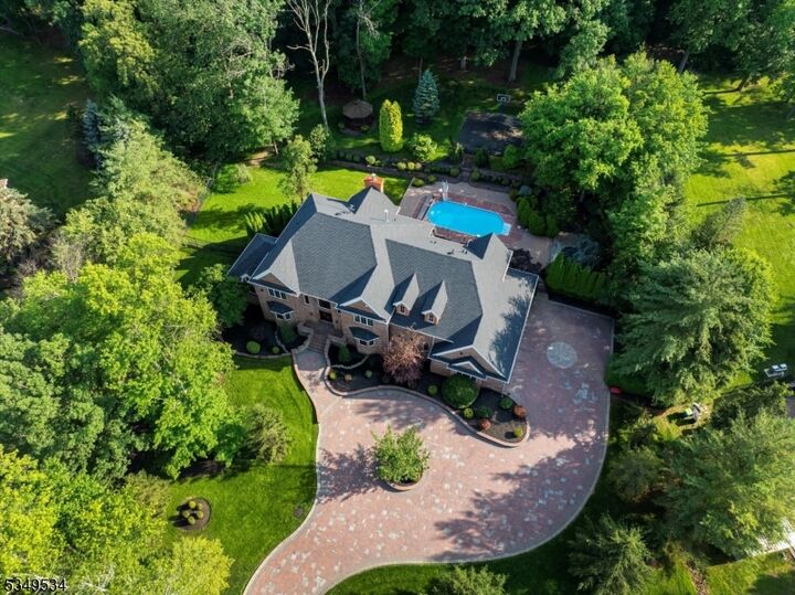 Property Photo: 27 Parkwood Ln NJ 07920