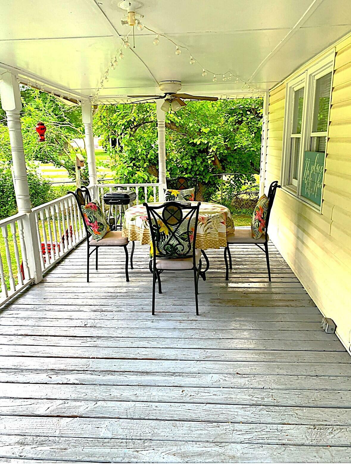 Property Photo:  258 Johnson St  WV 24910 