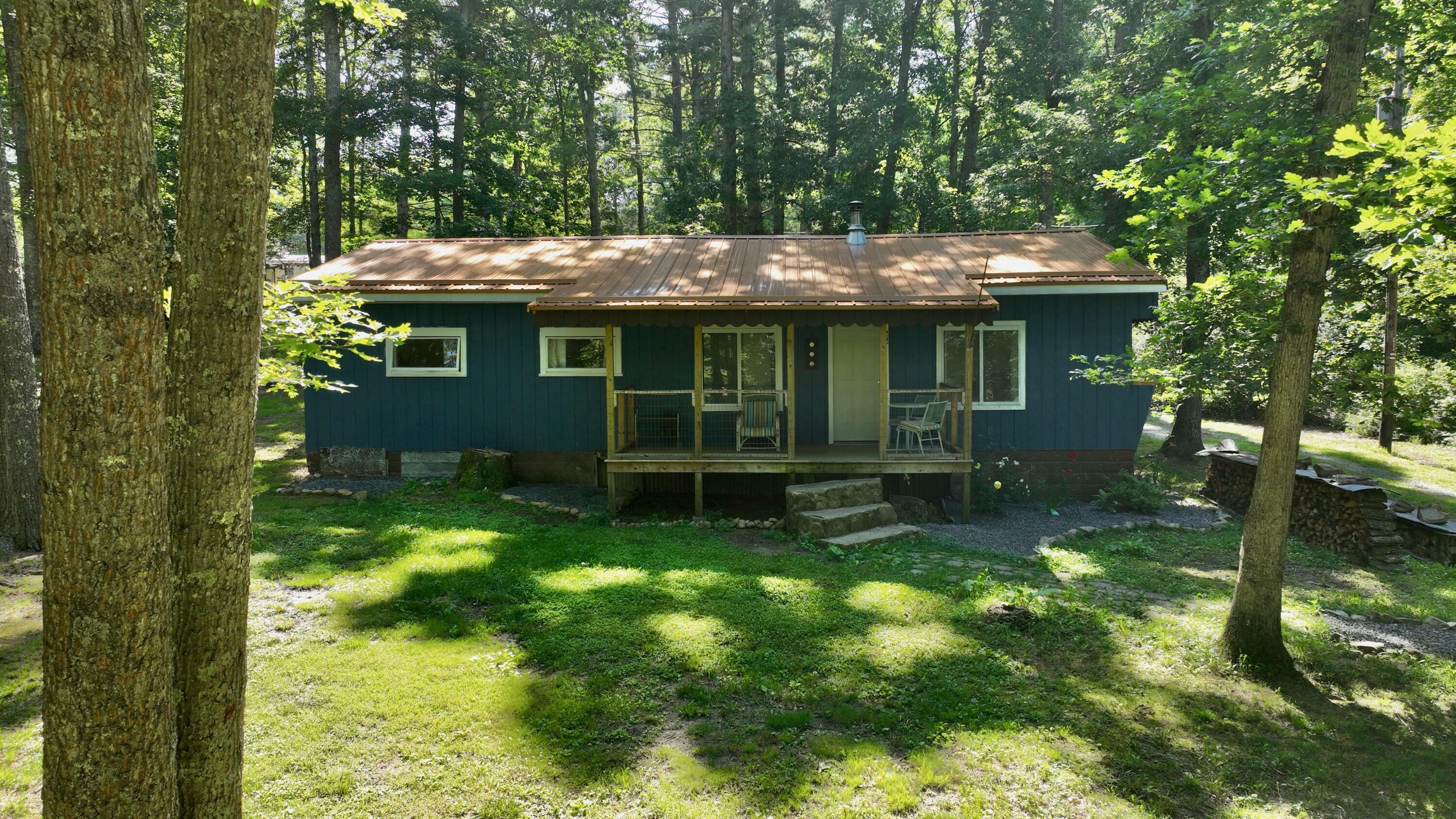 Property Photo: 22 Mudd Hole Rd WV 24941