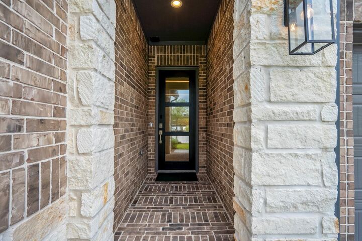 Property Photo:  1327 Pleasant Springs Court  TX 77316 