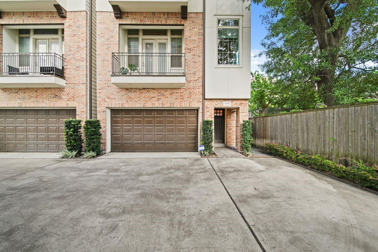 Property Photo:  1034 W 26th Street D  TX 77008 