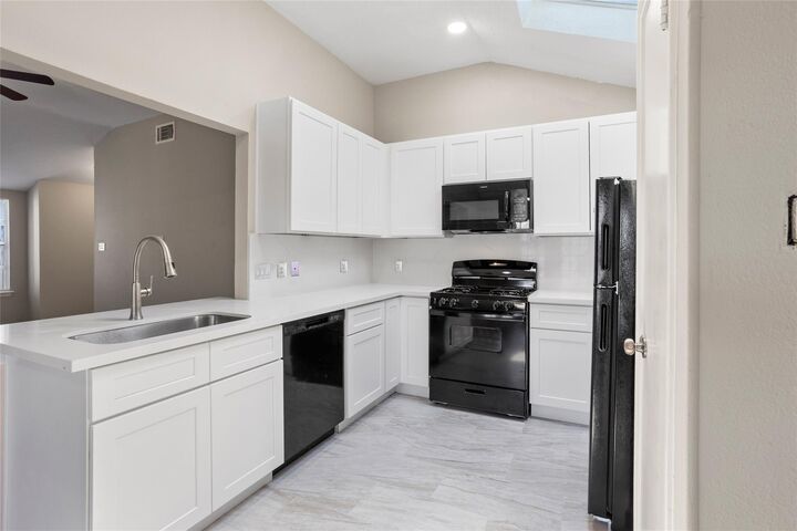 23043 Red Leo Lane  Spring TX 77389 photo