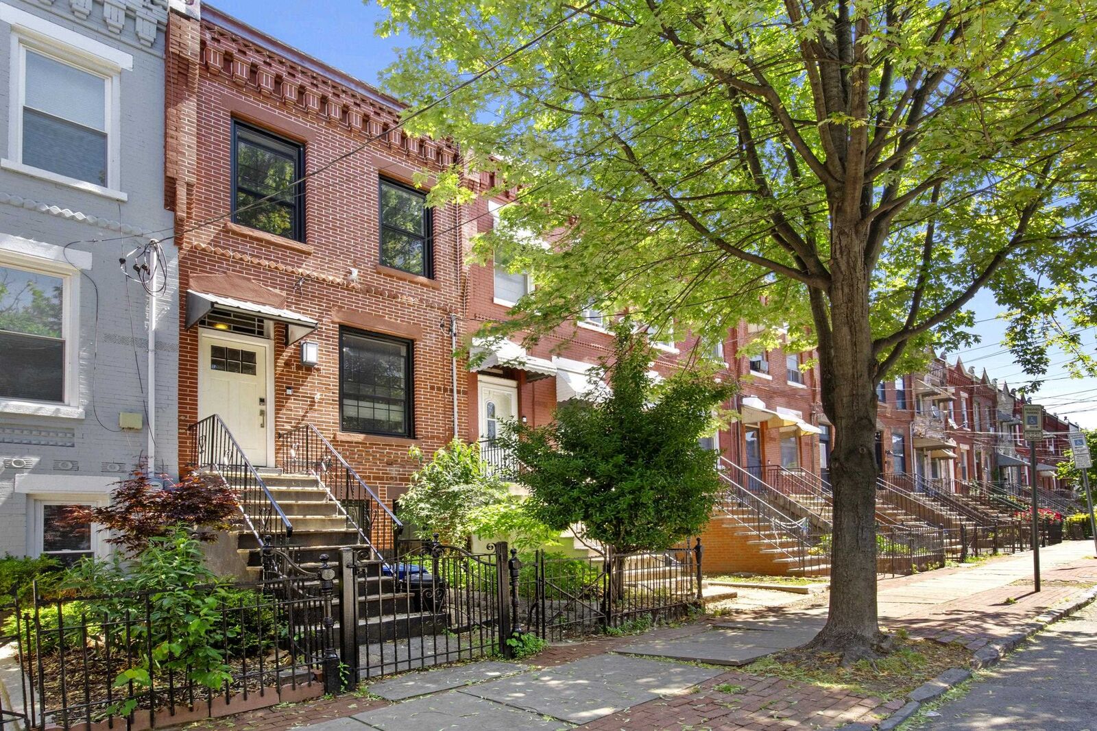 Property Photo:  76 Astor Pl  NJ 07304 