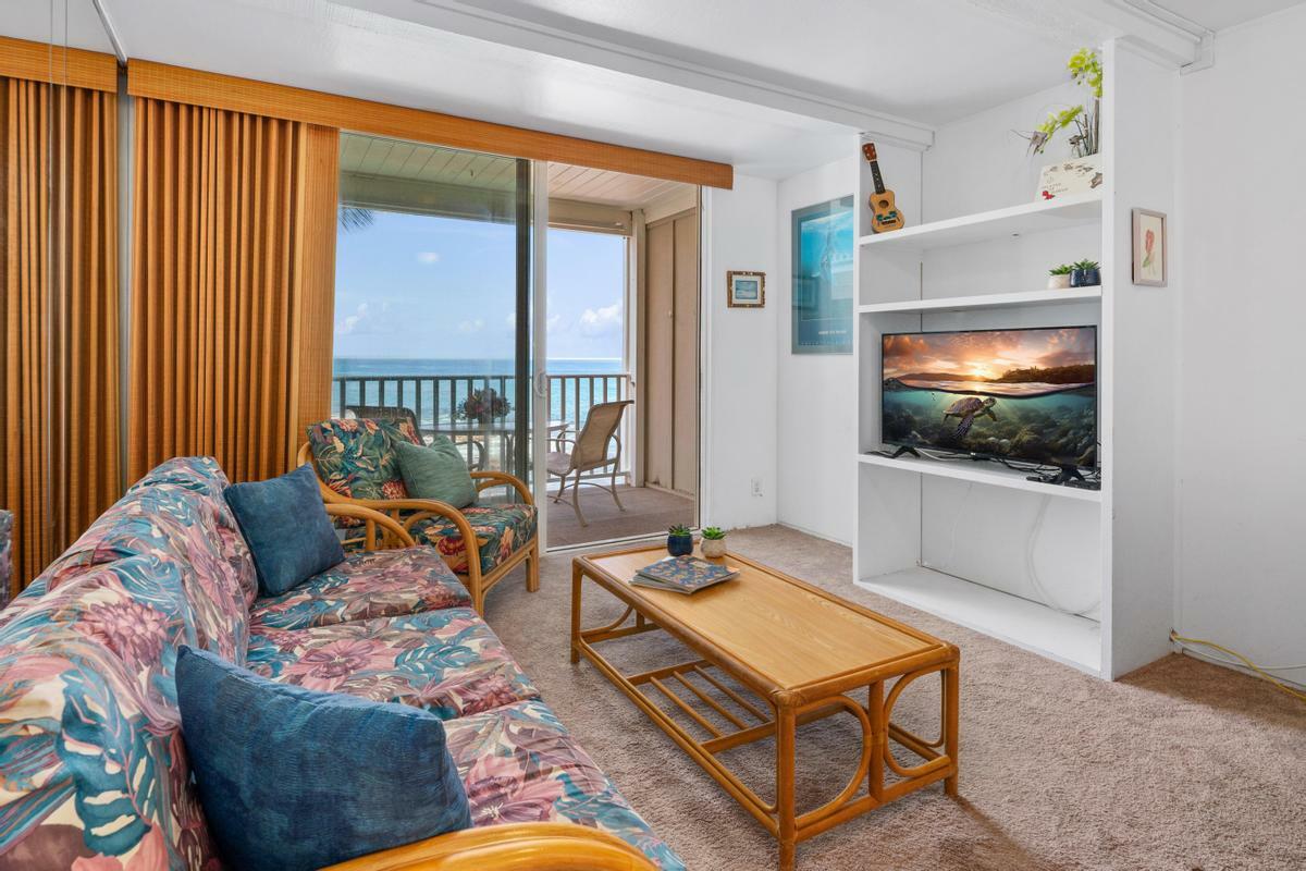 Property Photo: 75-5870 Kahakai Rd 308 HI 96740
