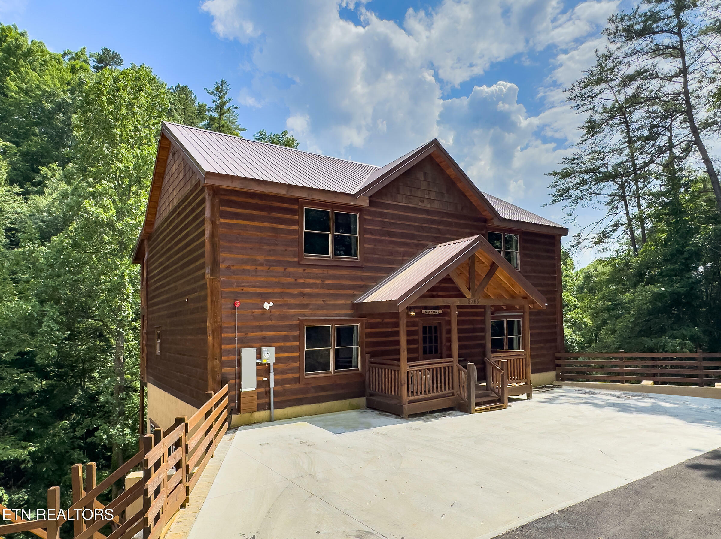 Property Photo: 2765 Green Mountain Way TN 37876