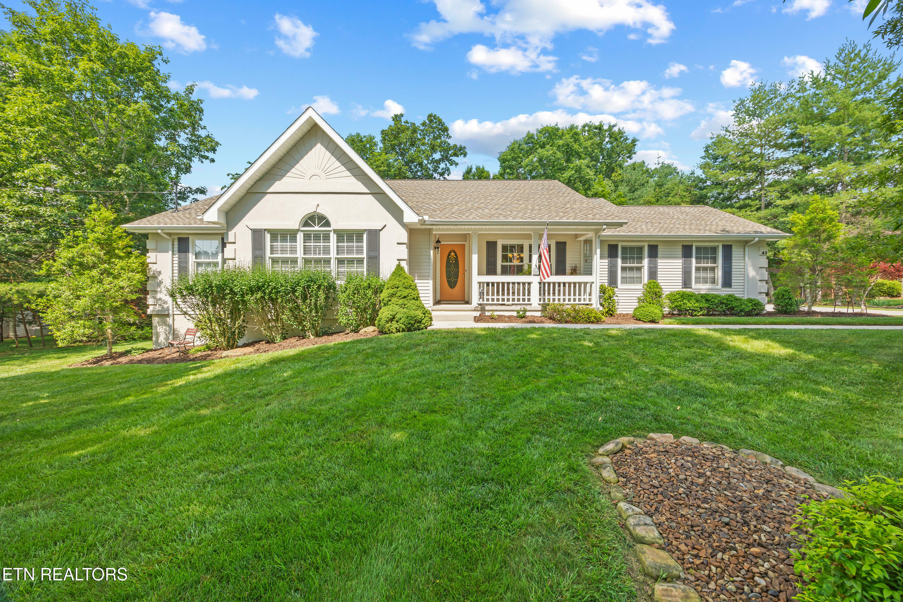 Property Photo: 43 Roundstone Terrace TN 38558