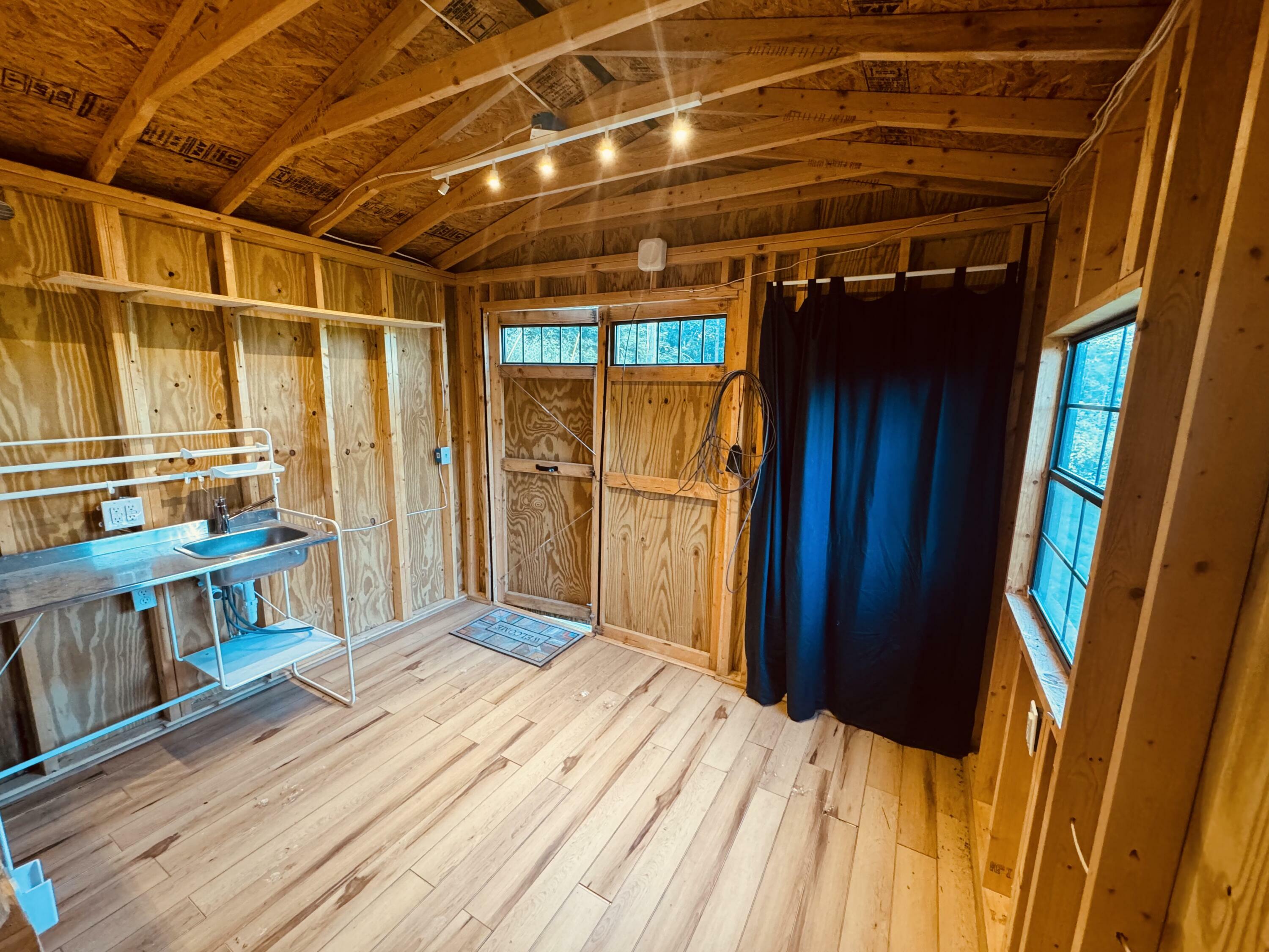Property Photo:  141 Bark Rd  KY 40385 