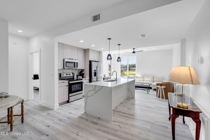 Property Photo: 1302 Magnolia Street MS 39507