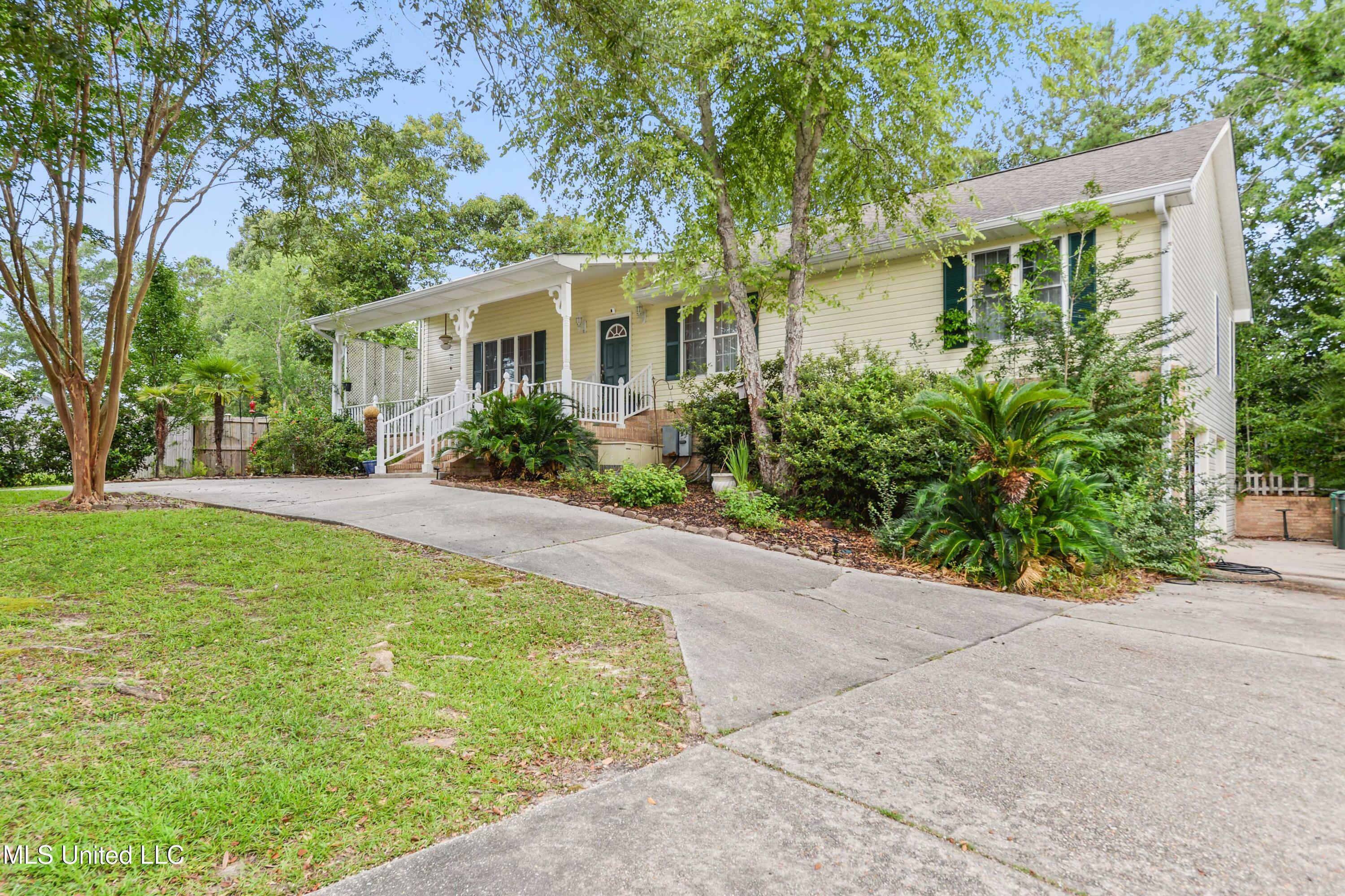 Property Photo:  6658 Ahekolo Circle  MS 39525 