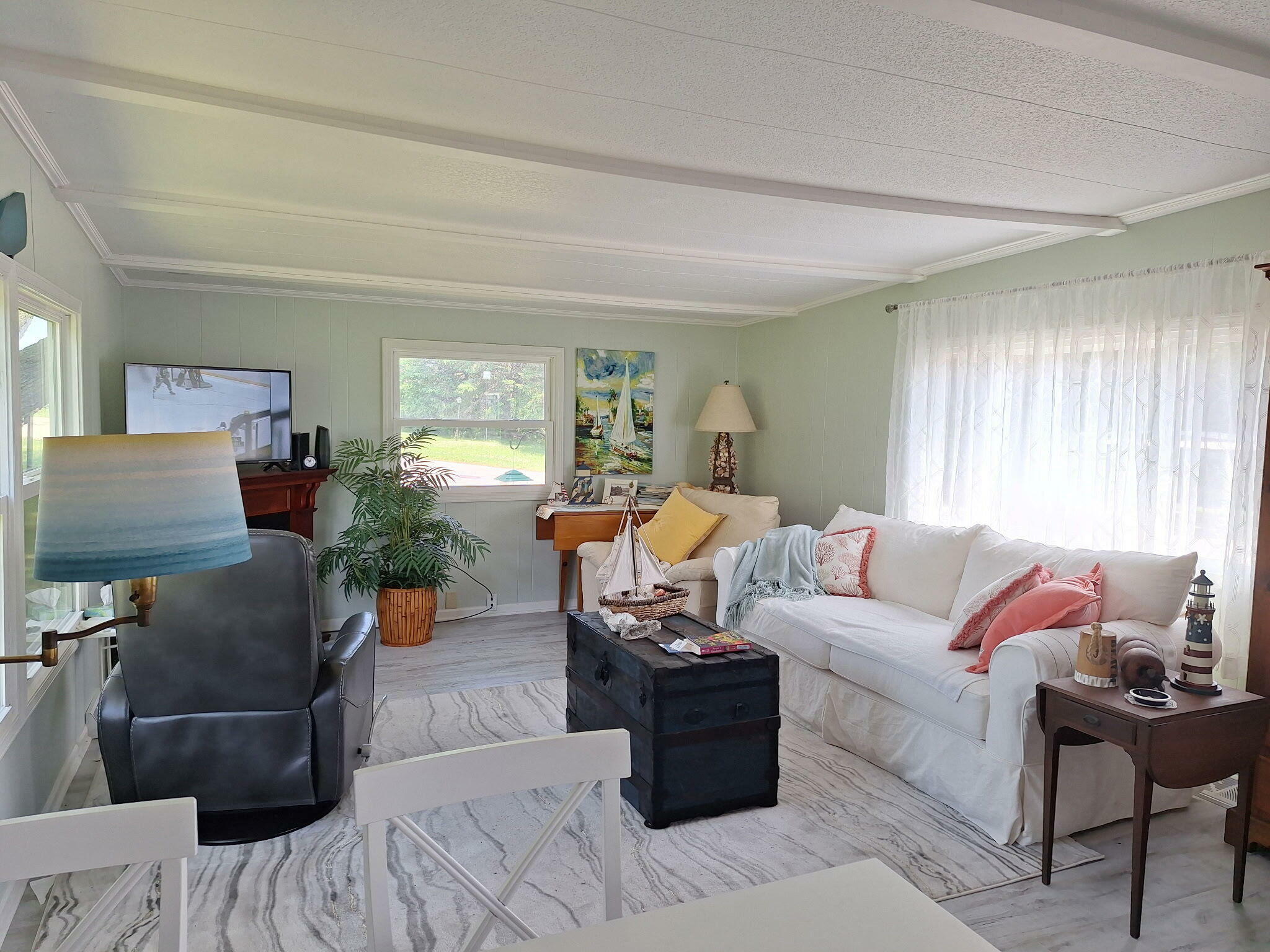 Property Photo: 1412 Park St 13 WI 53105