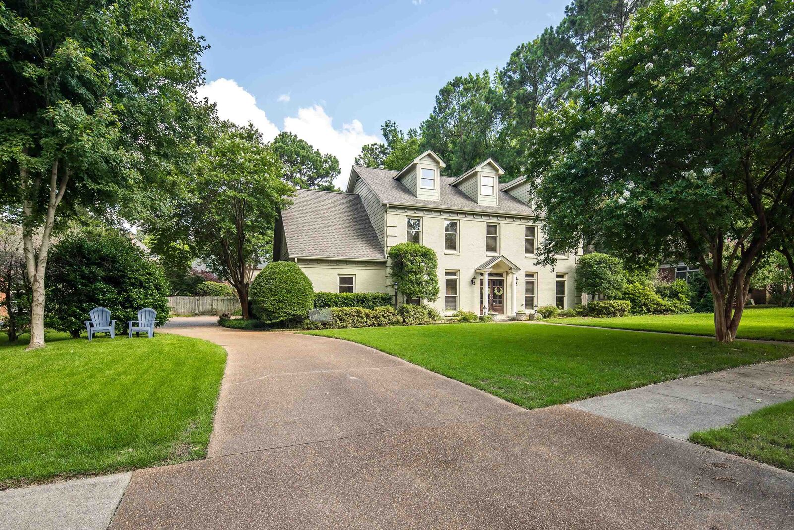 Property Photo: 2880 Sweetwood Dr TN 38138
