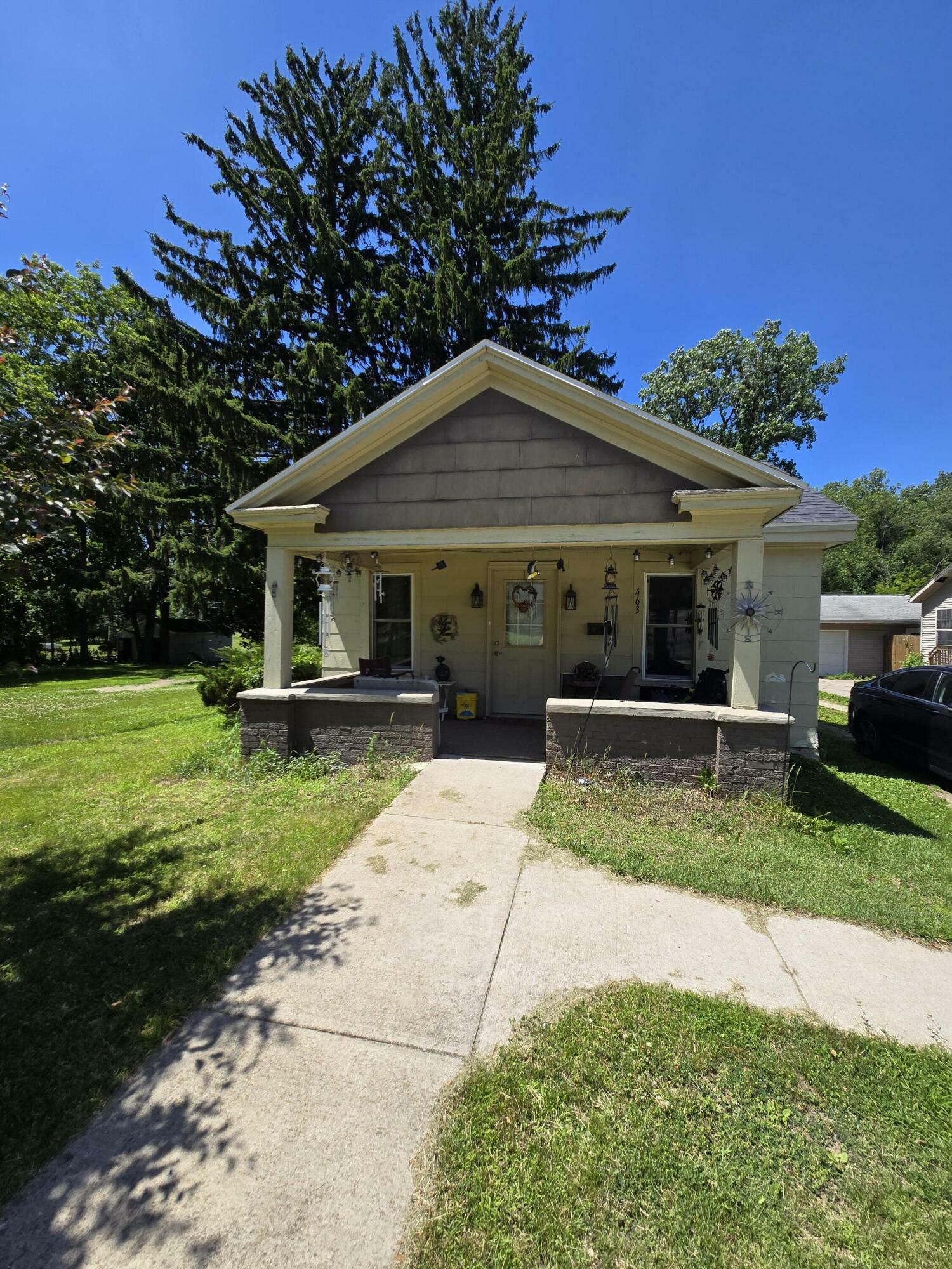 Property Photo: 463 E Chicago Street MI 49250