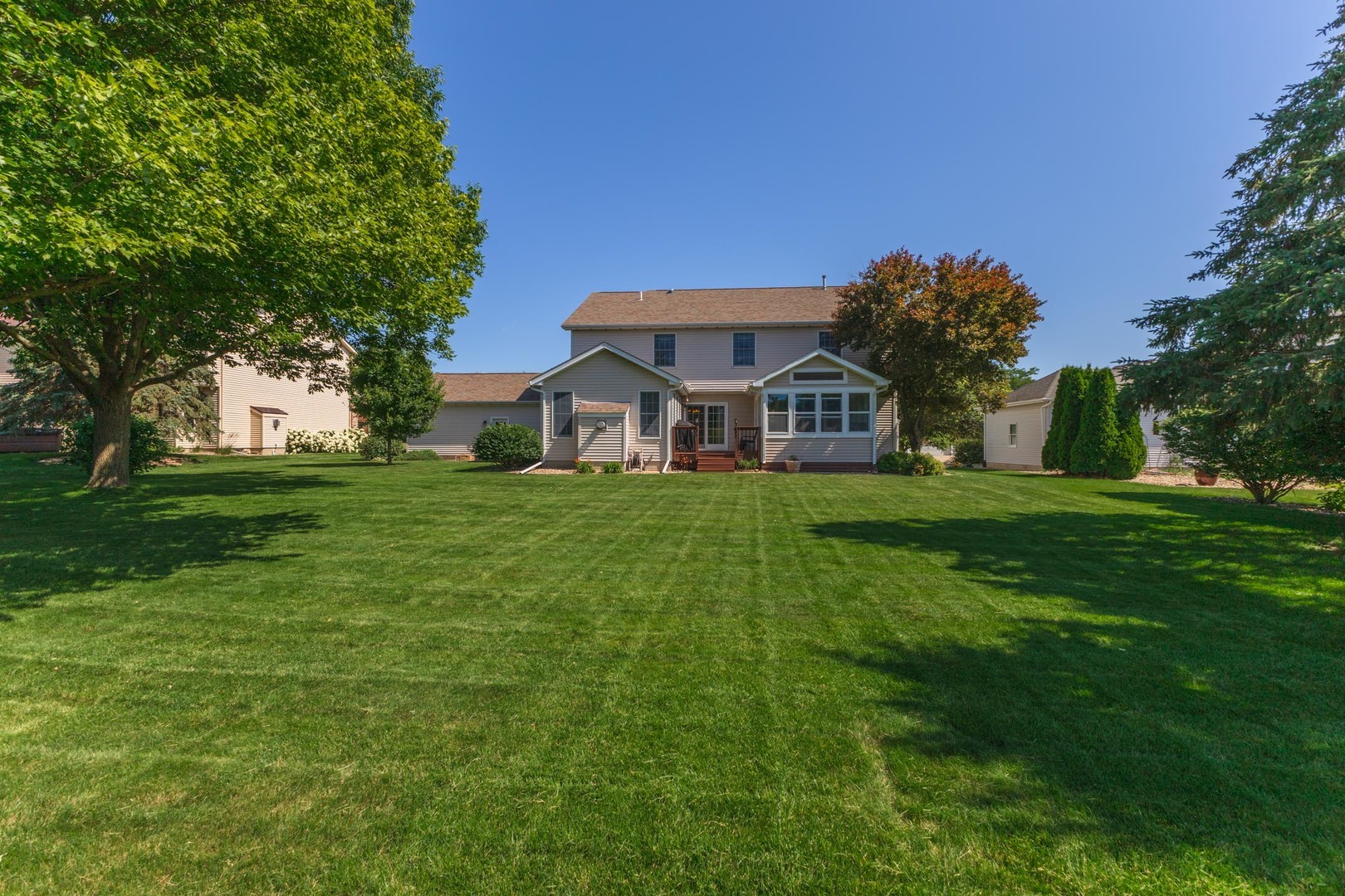 Property Photo:  605 Ironwood Cc Drive  IL 61761 