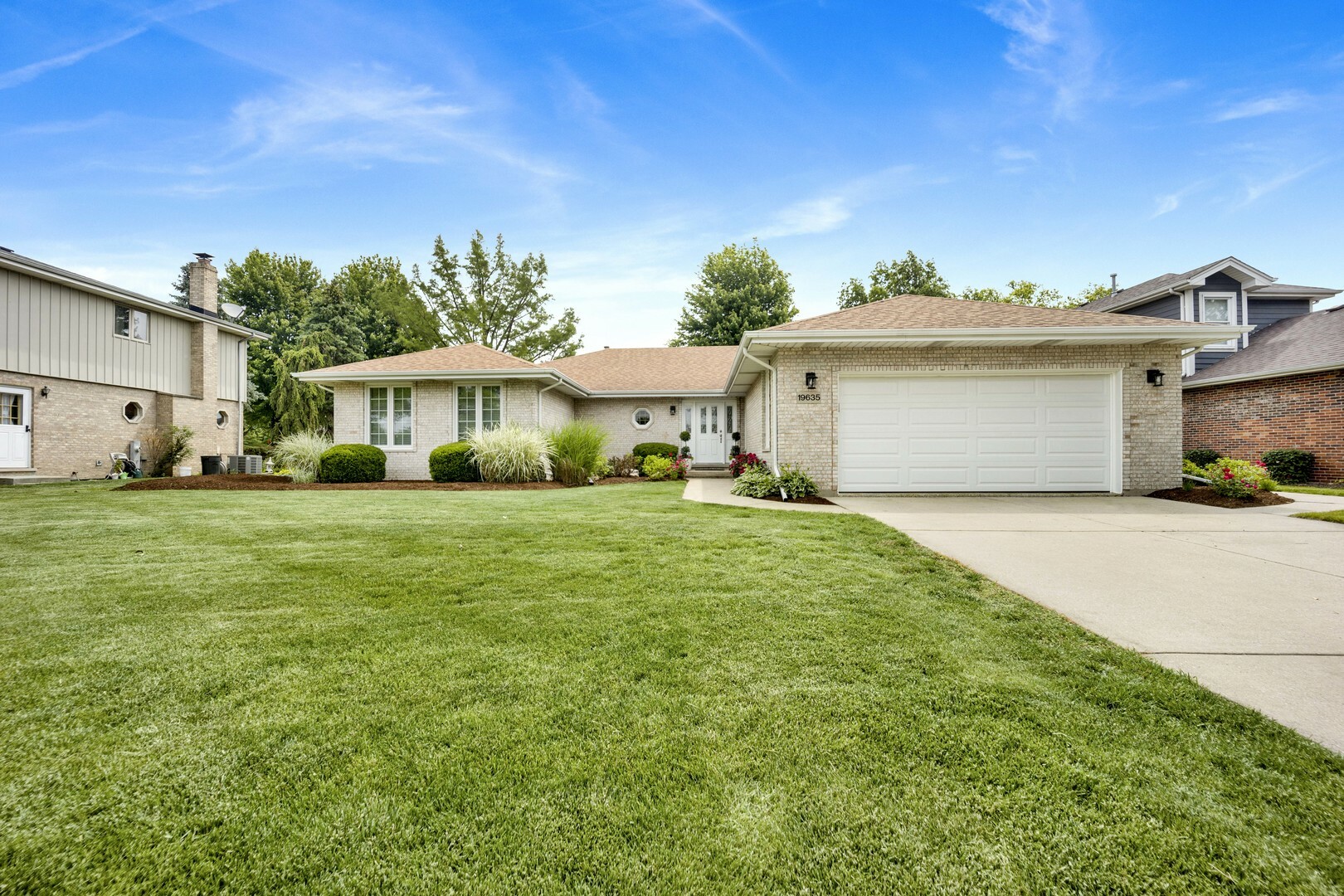 Property Photo: 19635 Swanberg Lane IL 60448