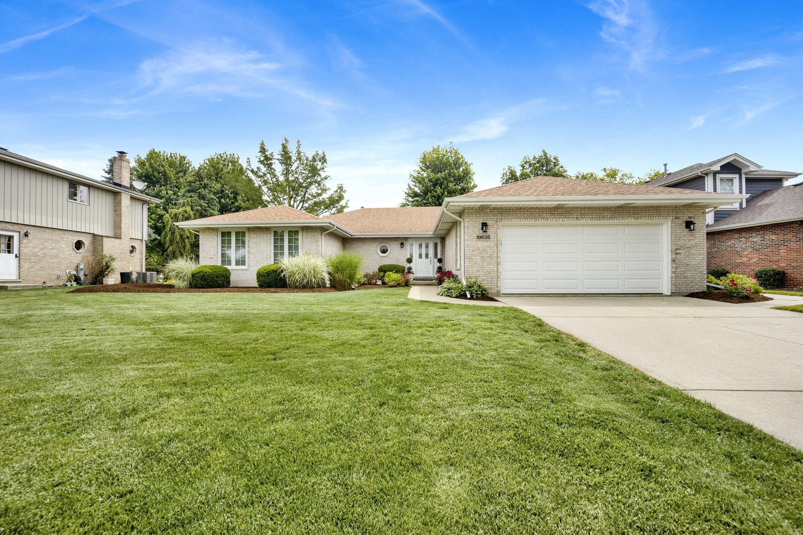 Property Photo: 19635 Swanberg Lane IL 60448