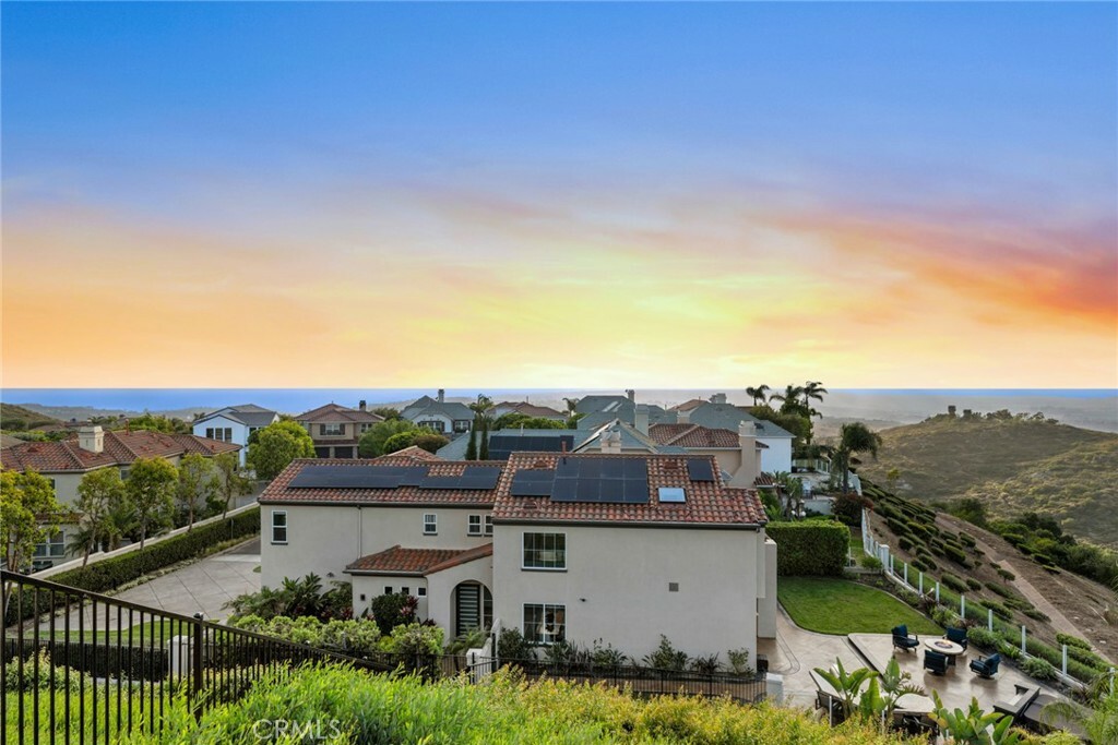 Property Photo: 8 Pavona CA 92657