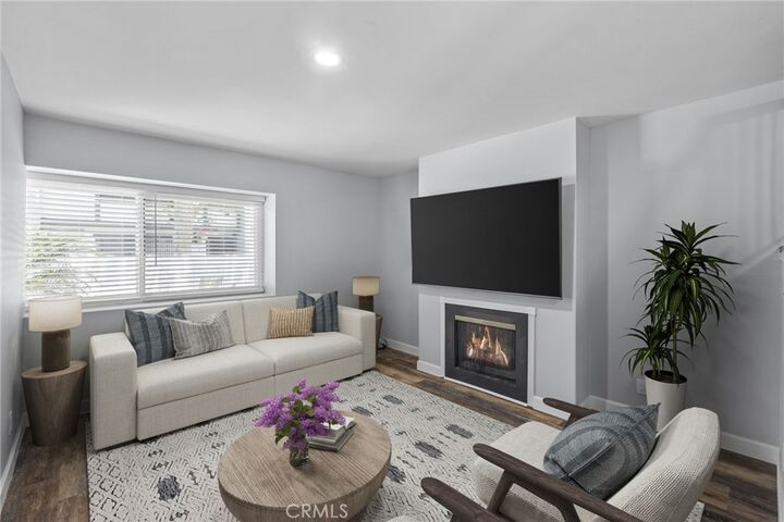 Property Photo:  1910 W Palmyra Avenue 94  CA 92868 