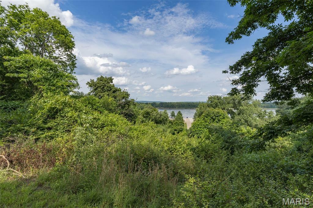 Property Photo: 3 Rivermont Dr. MO 63019