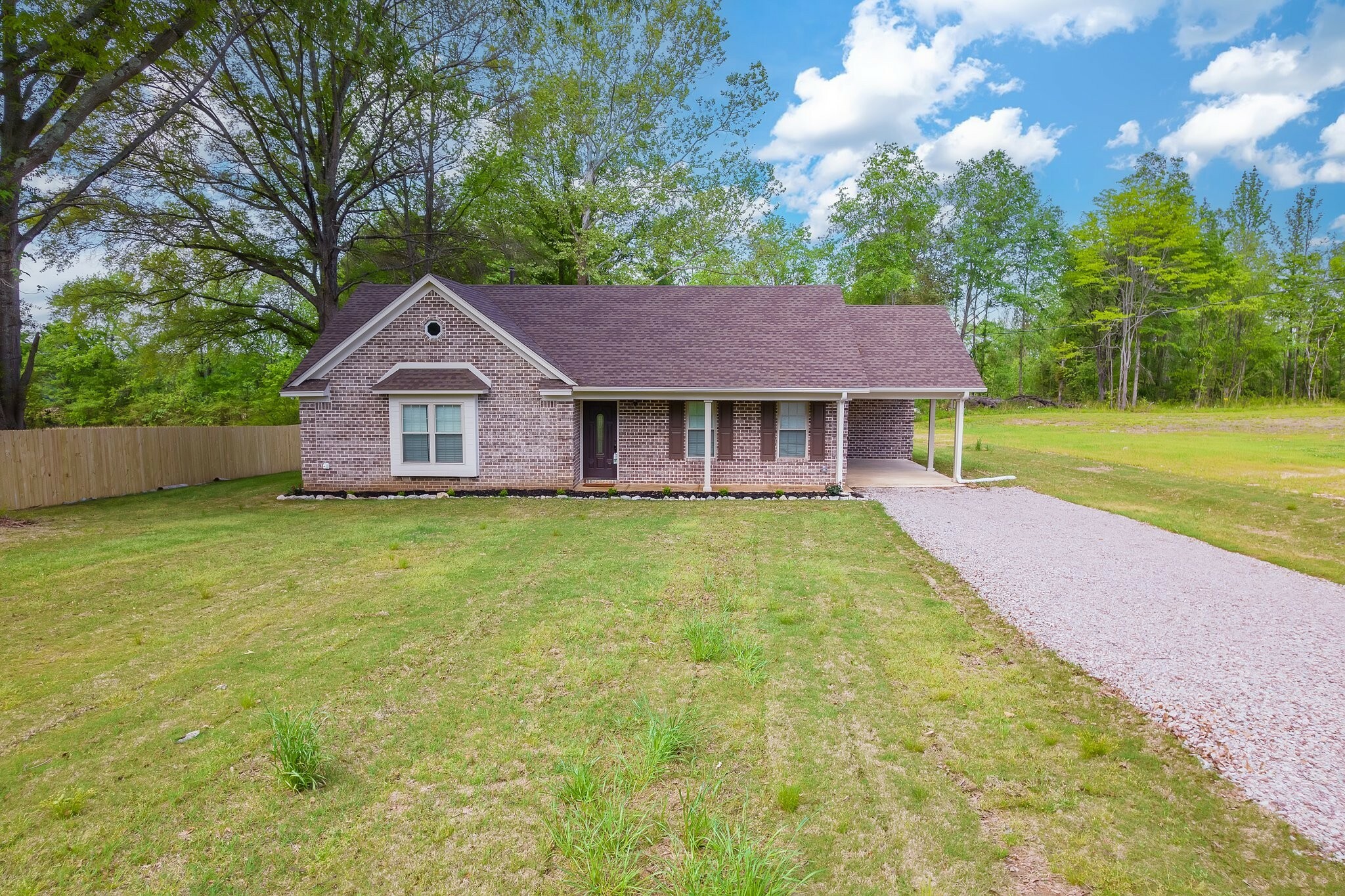 Property Photo: 461 Summit Rd TN 38069