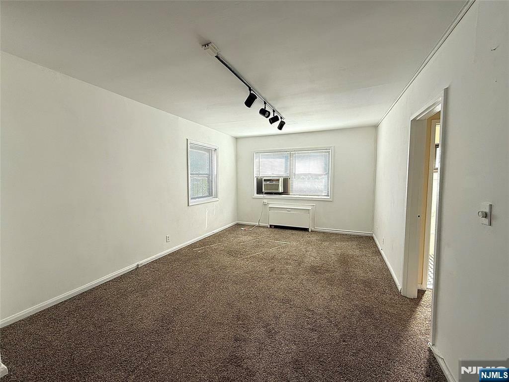Property Photo: 3060 Edwin 5H NJ 07024