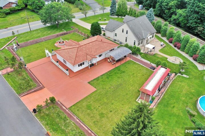 Property Photo: 85 Francisco Avenue NJ 07424