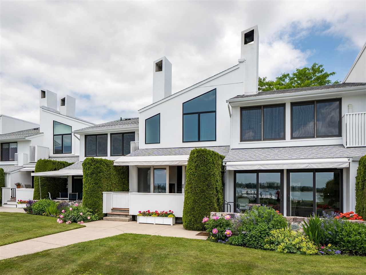 Property Photo: 528 E Bay MI 49740