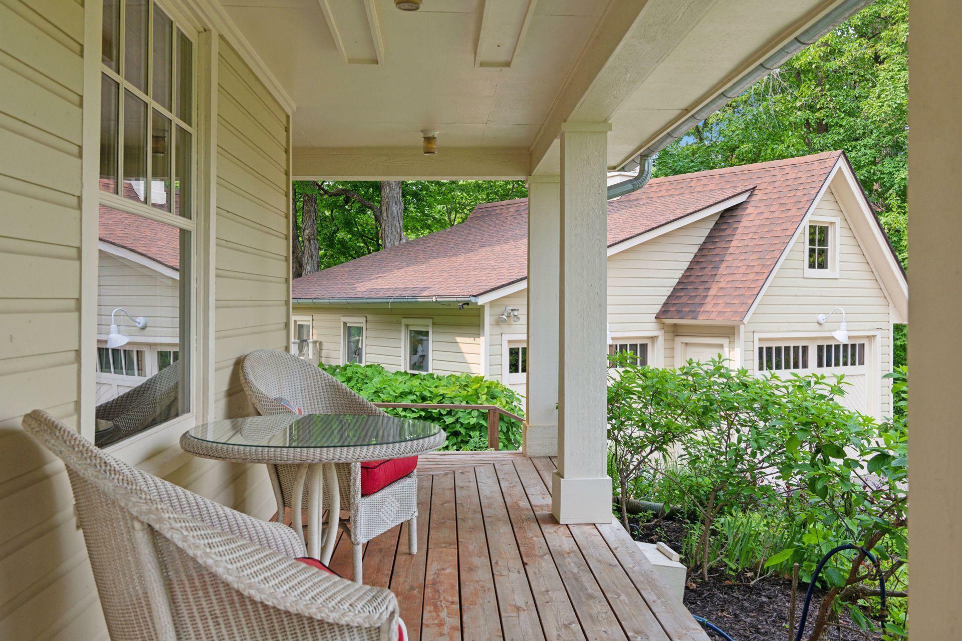 Property Photo: 20390 Linwood Rd MN 55331