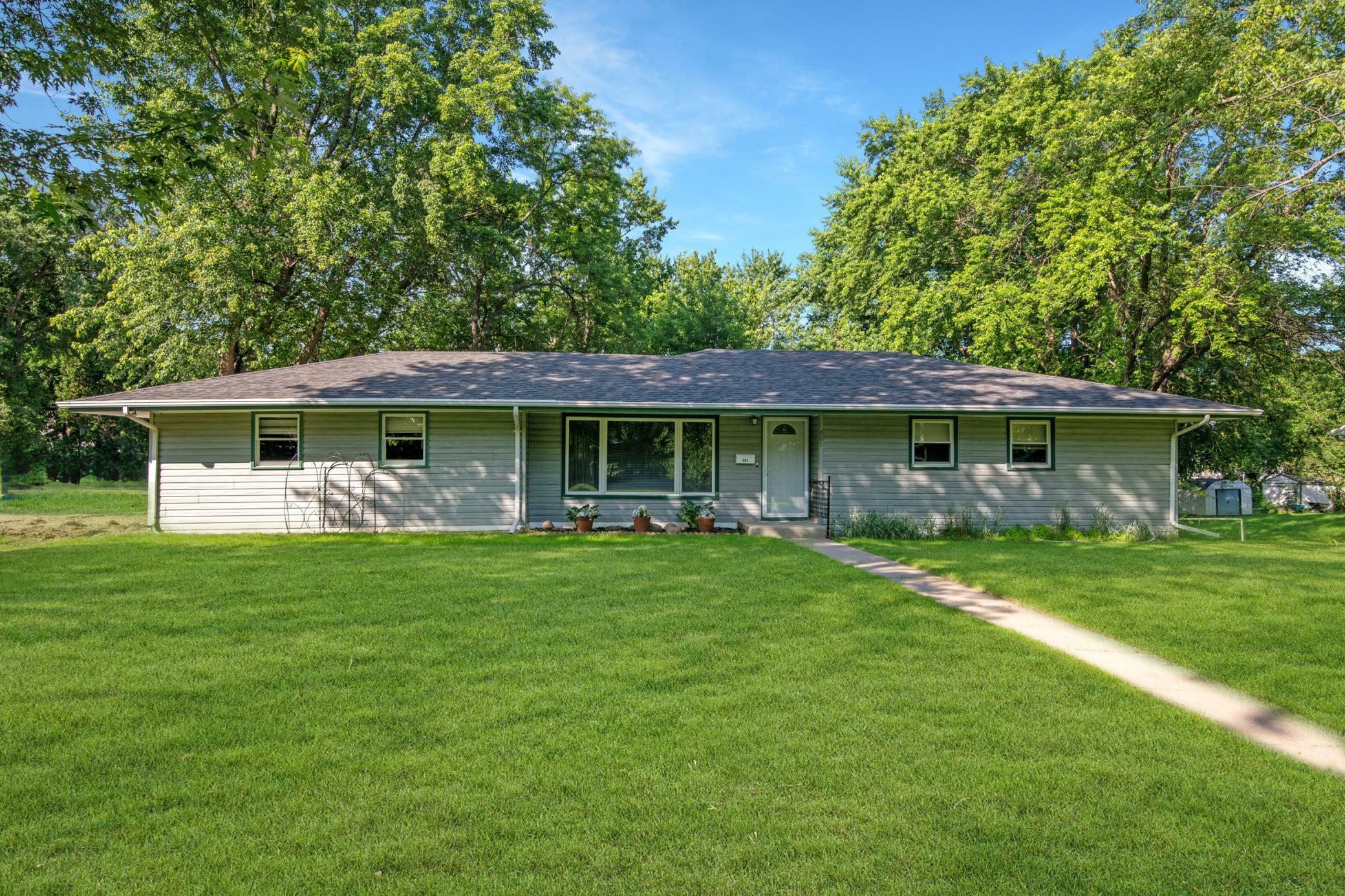 Property Photo:  601 4th Avenue N  MN 56379 