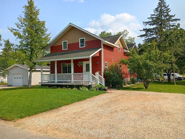 Property Photo:  232 2nd Street NW  MN 56464 