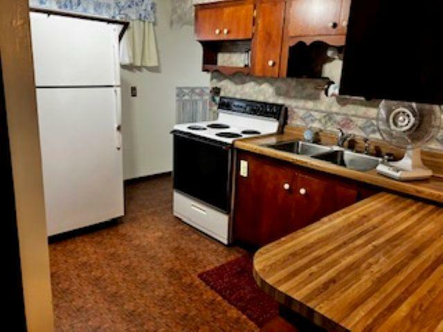 Property Photo: 612 8th Street MN 55720