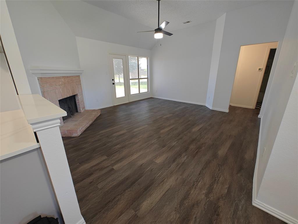 Property Photo: 1308 London Drive TX 75098