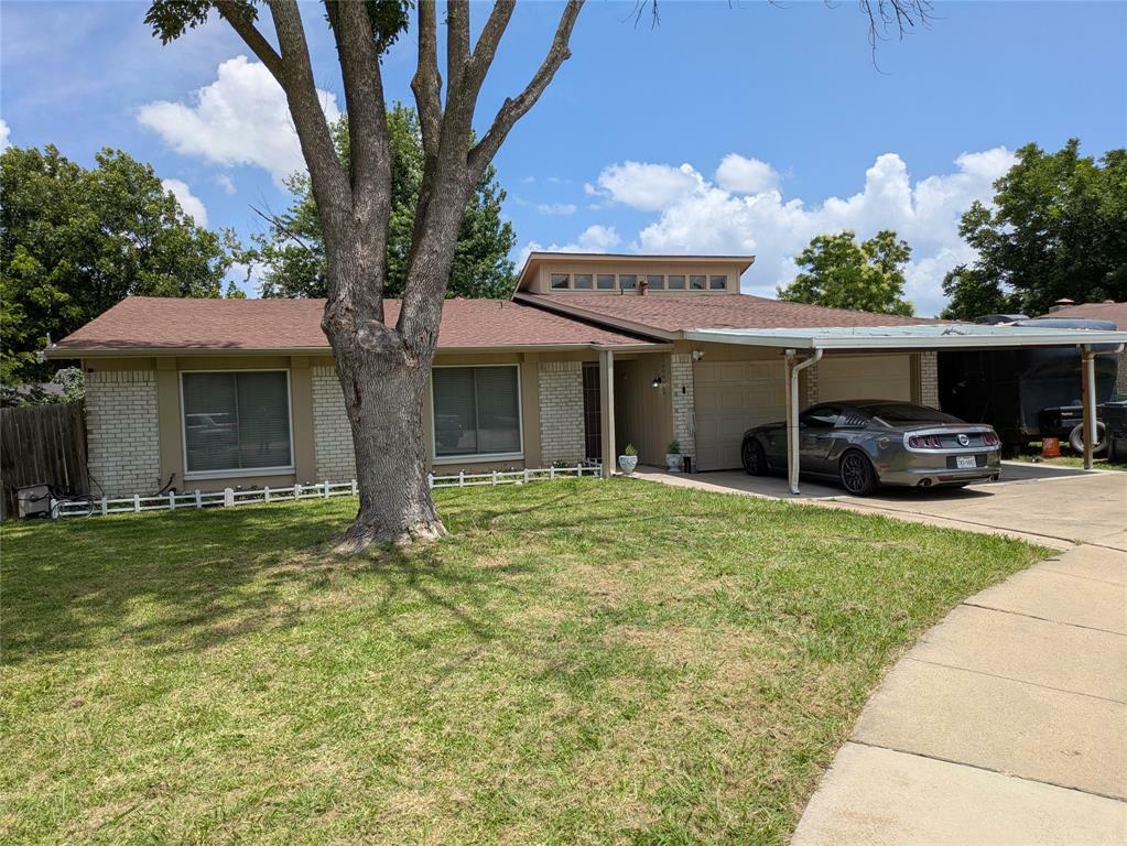 Property Photo: 2507 Carriage Place TX 76014