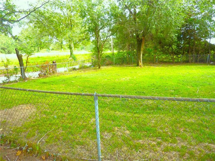 Property Photo: 11946 W 206 Highway AR 72601