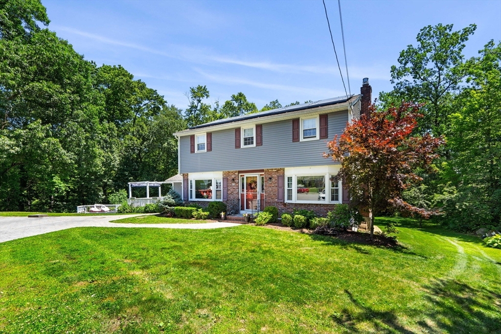Property Photo: 88 Elliott Dr MA 01852