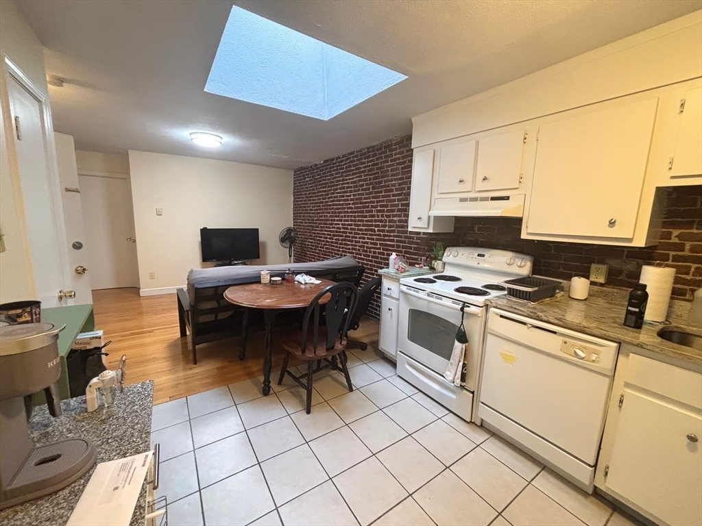 Property Photo: 96 Tyler Street 7F MA 02111