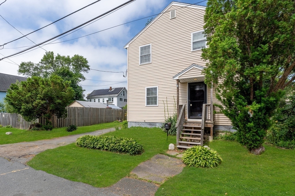 11 Atherton St  Saugus MA 01906 photo