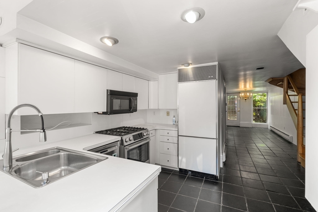 Property Photo:  93 W Cedar A  MA 02114 