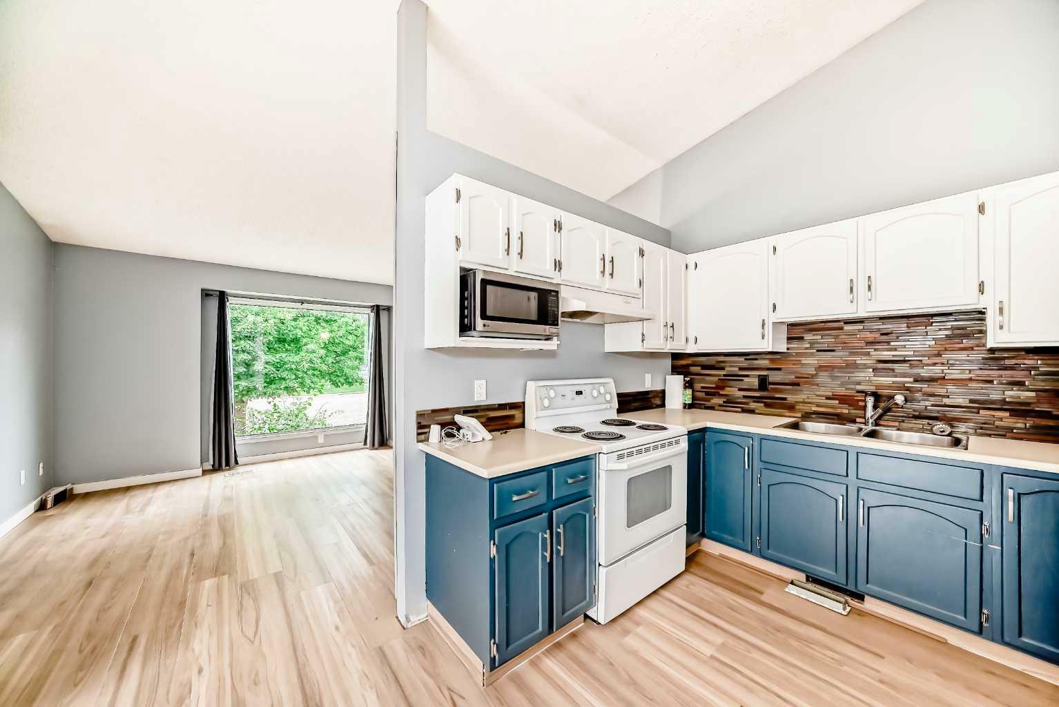 Photo de la propriété: 40 Dakota Road W AB T1K 5L5